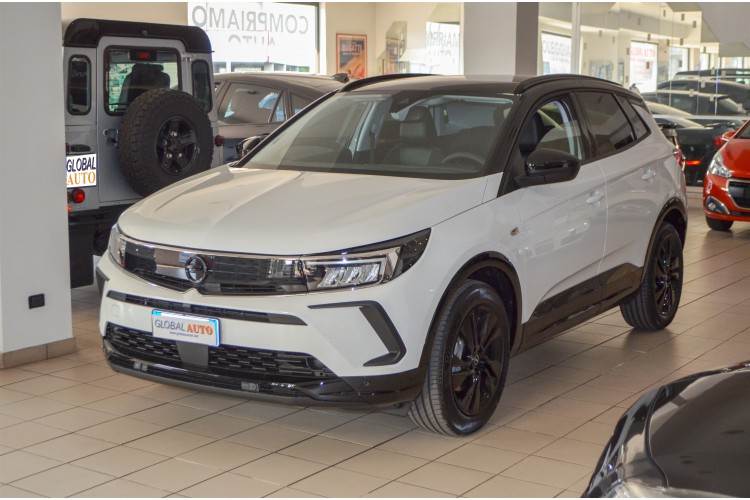 Opel Grandland X 1.2 GS Line - Km 0